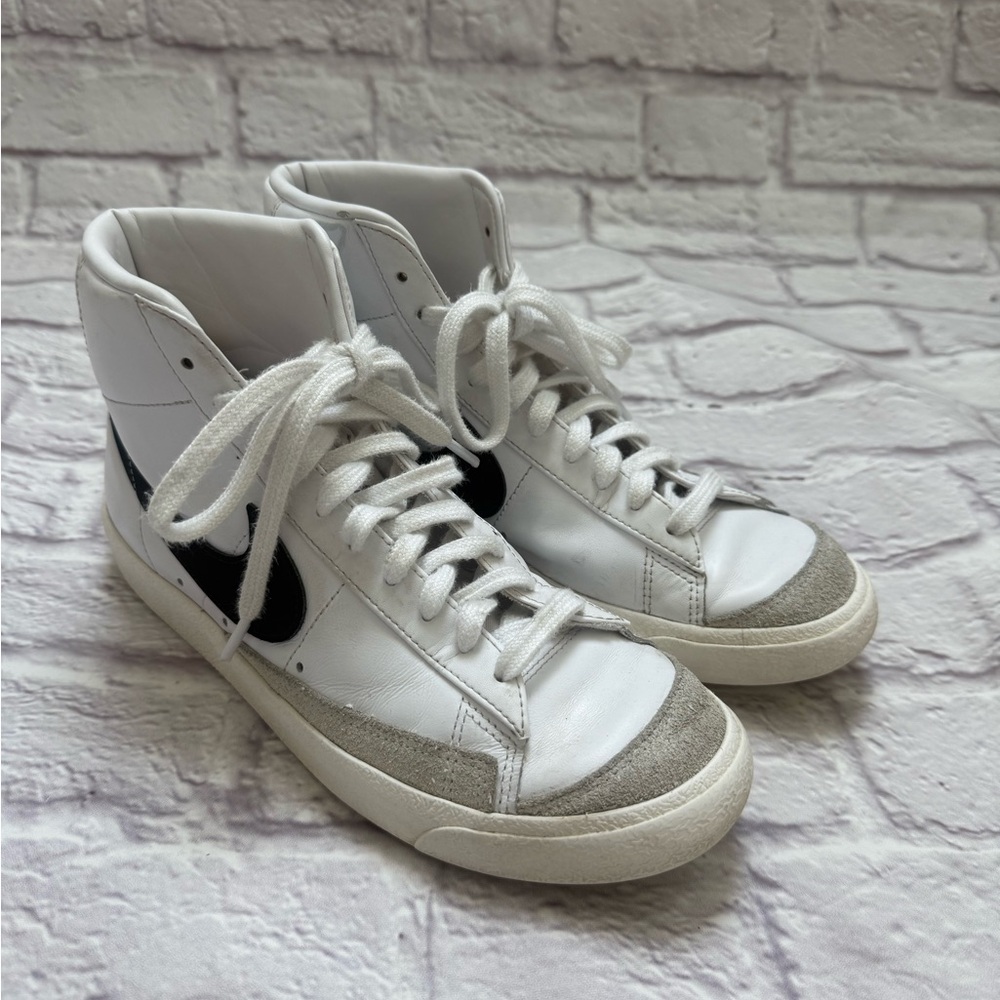 Nike women’s blazers sneaker high tops with black swish